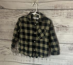 Zara  green and Black Plaid Button-Down Shirt size 2-3