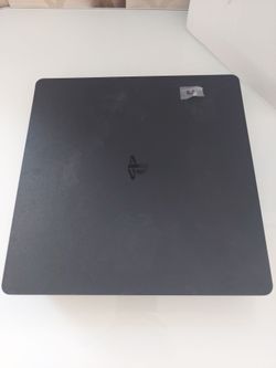 Play Station Ps4 slim CUH-2215B