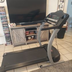 Treadmill 