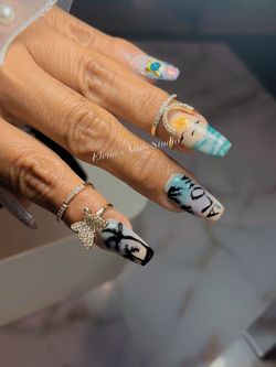 Nail polish set