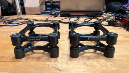 IsoAcoustics Studio Monitor Isolation Stands (Pair)