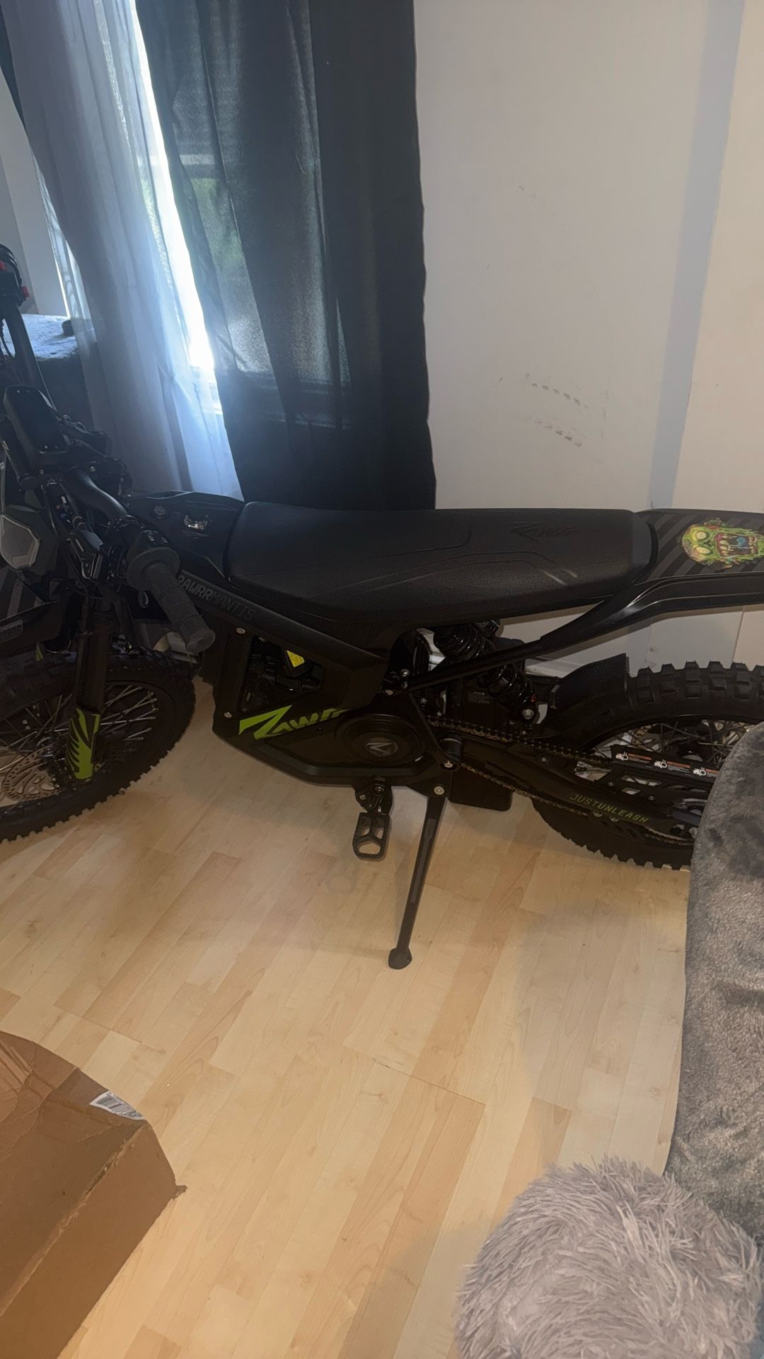 Rawrr Mantis 72v