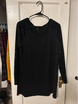 Black long sleeve shirt