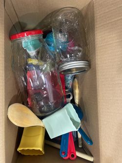 Mixed Kitchen Items - Used