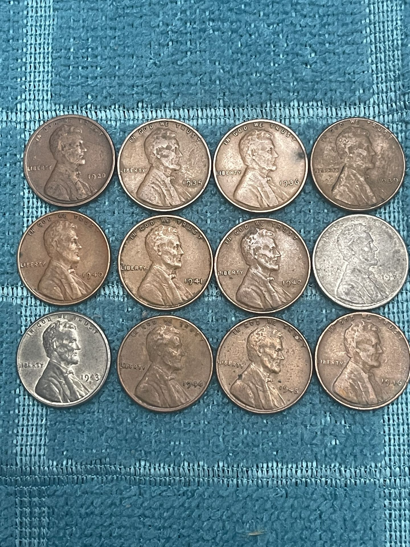 Lincoln Wheat Cents (Lot Of 12)