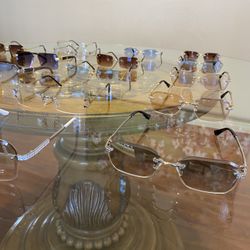 Sunglasses / Glasses 