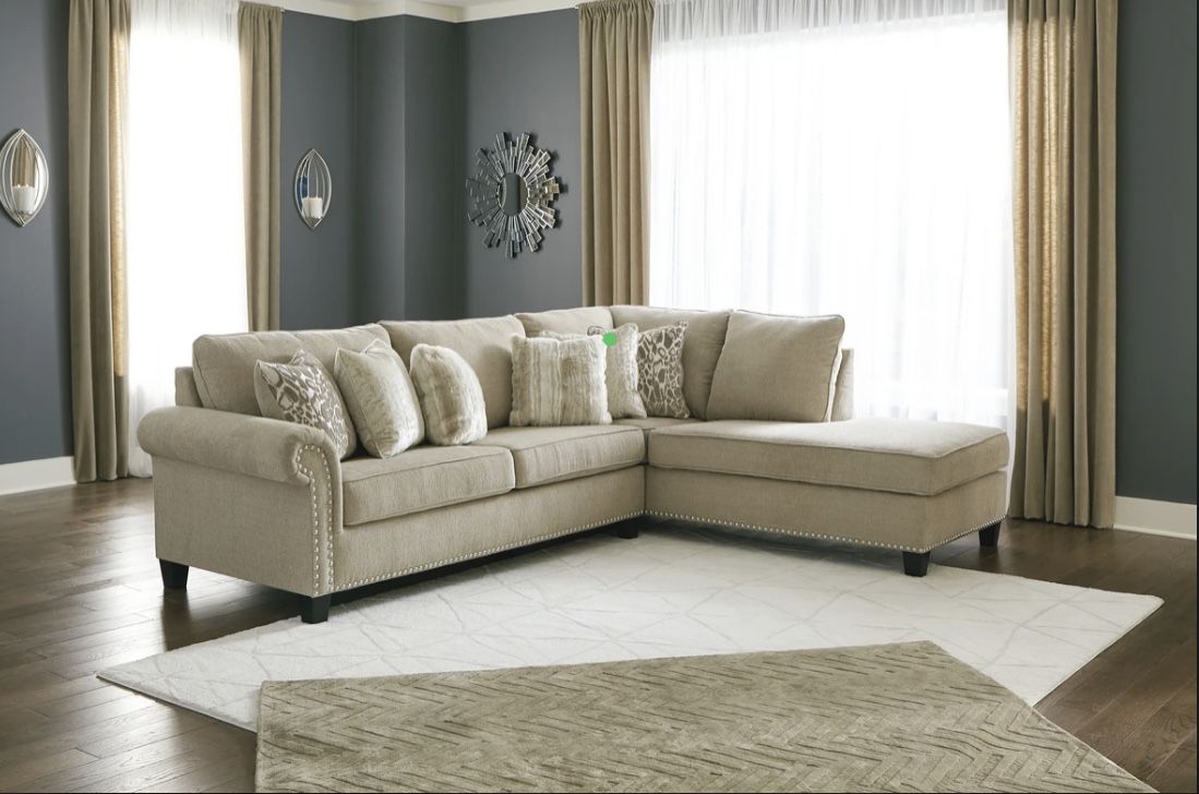 Same day delivery🙏 👉🏻 Dovemont Putty RAF Sectional💁♀️Best Offer 💁♀️- $39 Down 👍👍