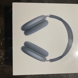 Apple AirPods Max Headphones