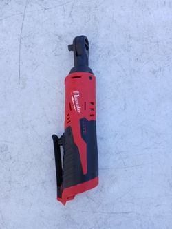 Ruach Milwaukke 12v Para Dados De Tres Otavos Soló Herramienta