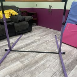 Gymnastics bar