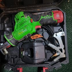 Cordless Branch Saw