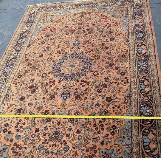 Gorgeous Gorgeous Very Large Real Persian Handmade Rug.