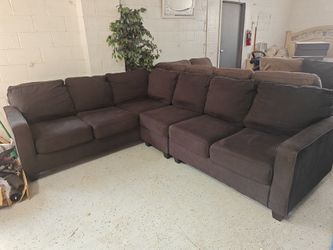 Used Sectional $499 Measurements 115" by 92"