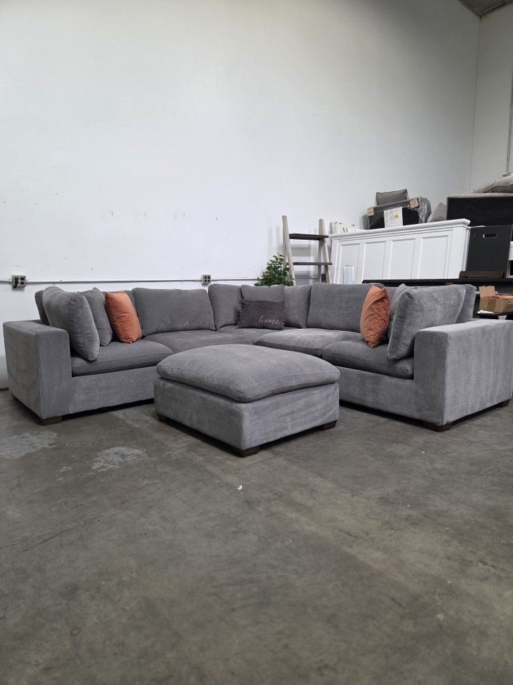 6pc Sectional Couch- Free Delivery‼️