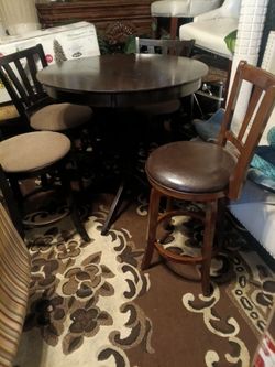 5 piece Dinette set with 4 chairs
