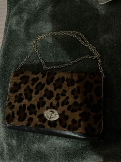 Cheetah Print Bag With Chain 