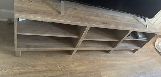 TV Stand 72’’