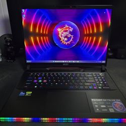 MSI Raider 17" RTX 4070 Intel Core i7-13700HX gaming laptop