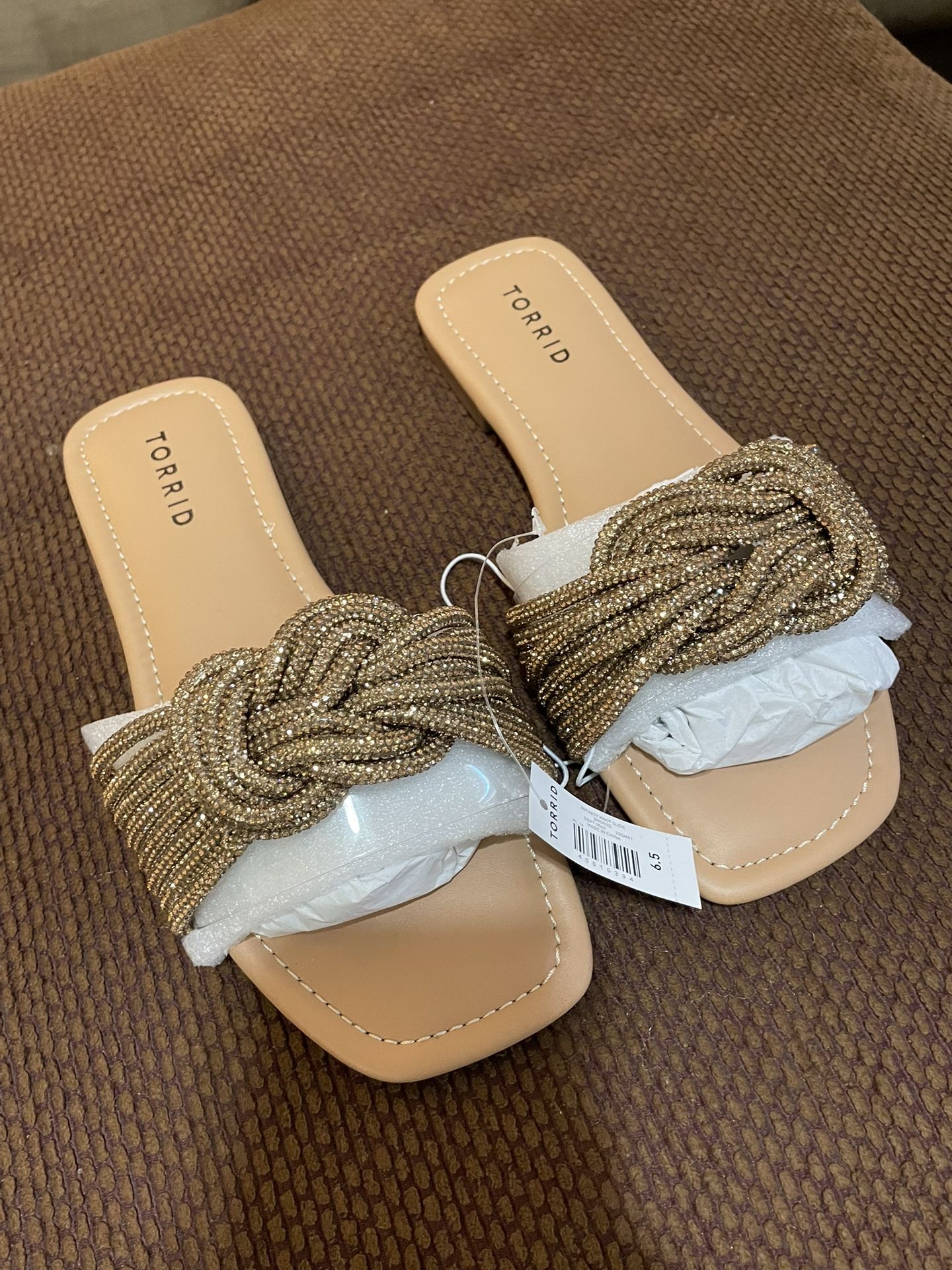 Torrid sandals 6.5 WW