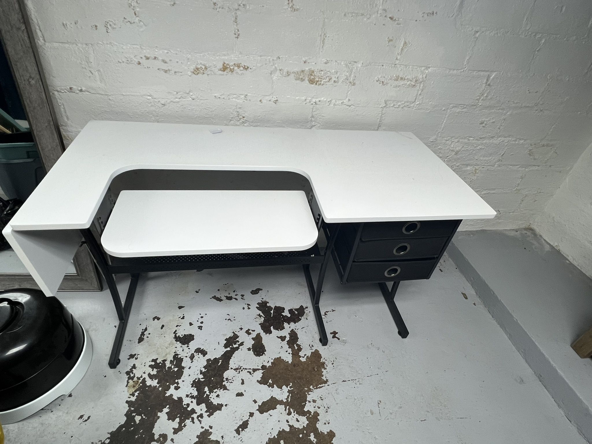 Embroidery Desk 