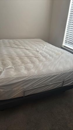 Queen size electric bed
