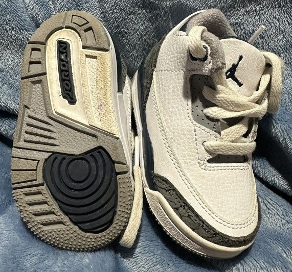 Jordan Retro 3 - Toddler Size 4c