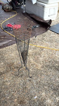 Wrought Iron Wire Plant Stand