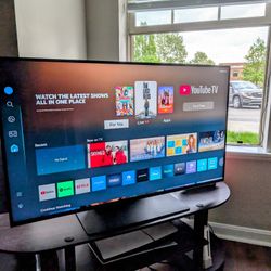 43" 4k Samsung QLED TV -- LIKE NEW! ($900 Value!)