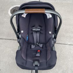 Nuna Pipa Rx Car Seat And Base