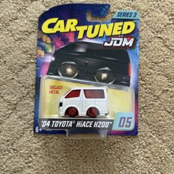 Car Tuned JDM Series 3 ‘04 Toyota HiAce H2000 Chase