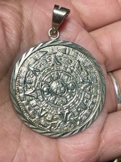 Maya Aztec pendant / medalla azteca