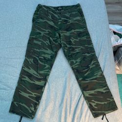 RedHead, pants,camo, size M
