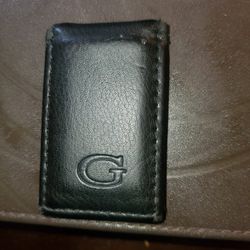 AUTHENTIC GUCCI LEATHER MAGNETIC MONEY CLIP