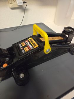 Black jack 2 ton trolley jack lift