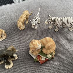 Nick Nacks Cats And Elephant