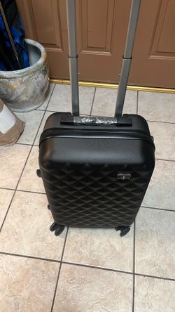 22 inches carry on traveler’s luggage