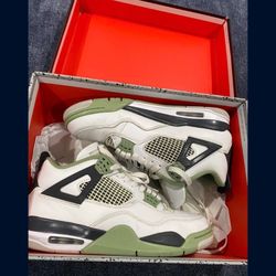 Jordan 4