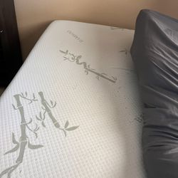 Full Size Bed Frame And Mattress 