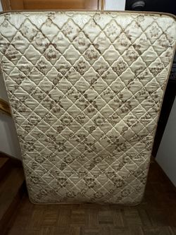 Nice full mattress