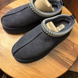NWT UGG Navy Blue Tasman Slippers Size 9 Women