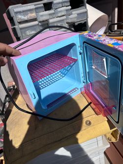 Hello kitty mini fridge