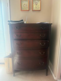 Cabinet shelf