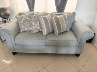 2 sofas