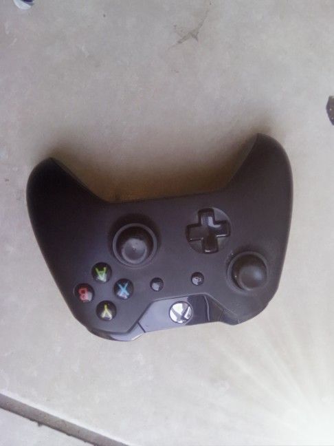 Xbox One Wireless Controller 