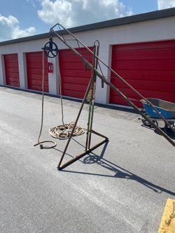 Roofing Hoist Derrick GARLOCK