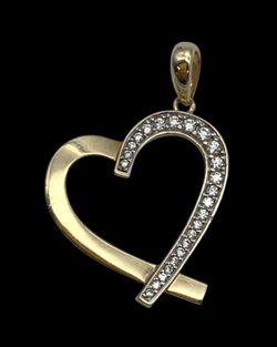 1.25" Gold Heart pendant #30666