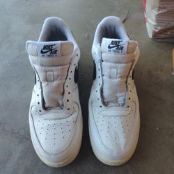 Nike Air Force Ones With Laces