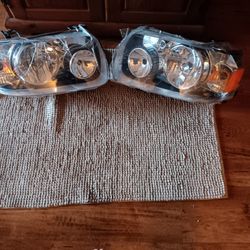Headlight Assemblies For 2005 Ford Escape Sport