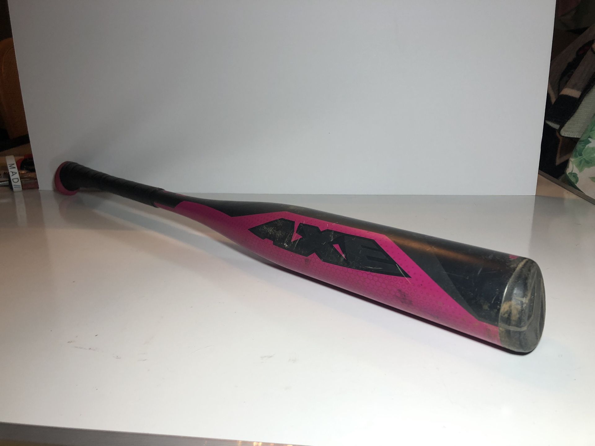 Pink Axe Baseball/Softball Bat 28 inch