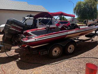 1997 javelin bass boat and 1991 jeep Cherokee